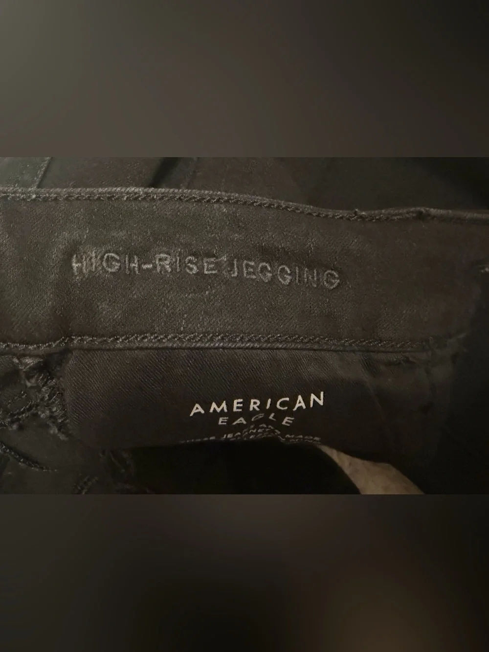 NWOT Black AE Jeggings